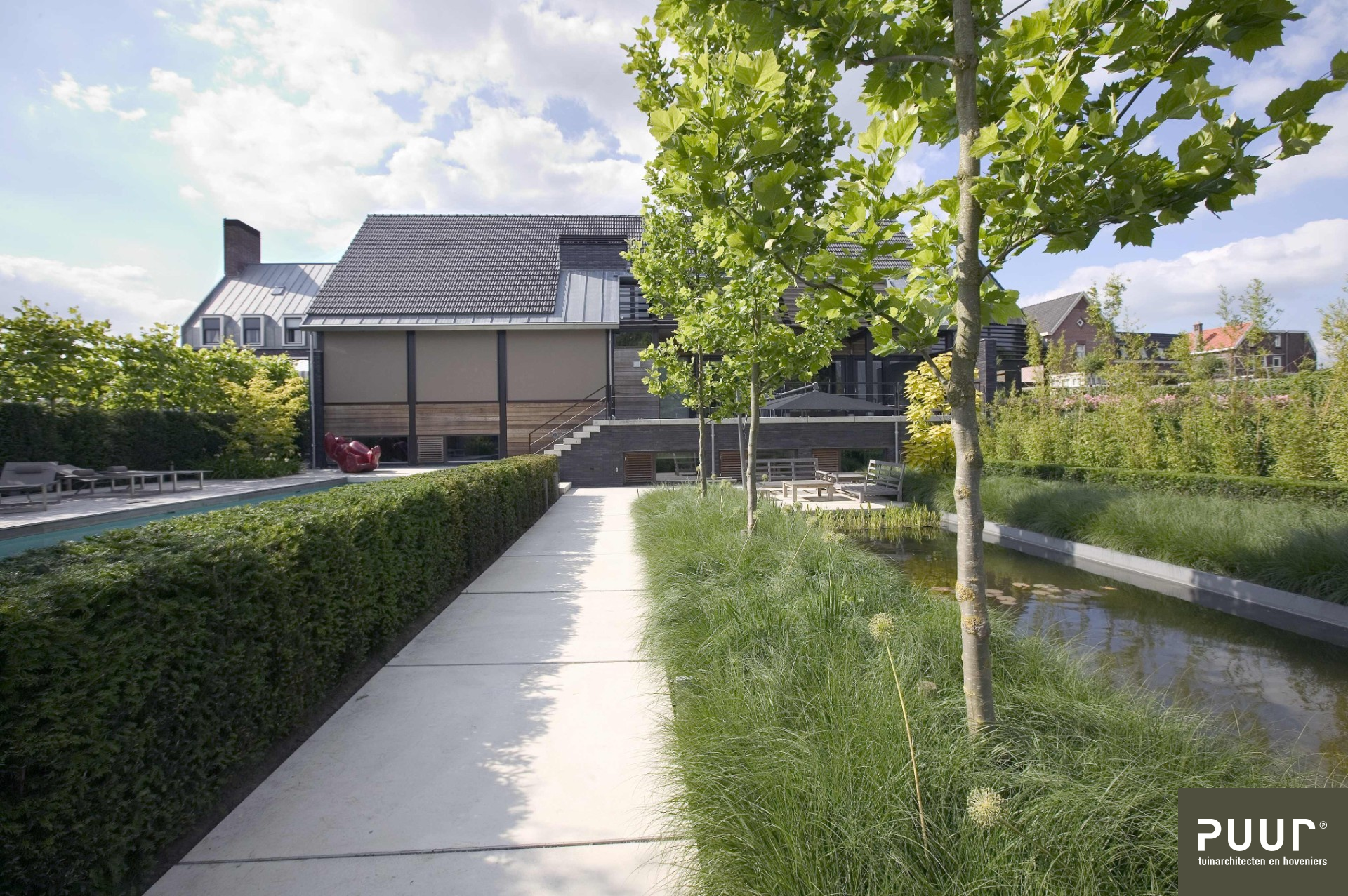 Strakke watertuin in Boxtel - Tuinarchitect en tuinontwerp - Puur Groen